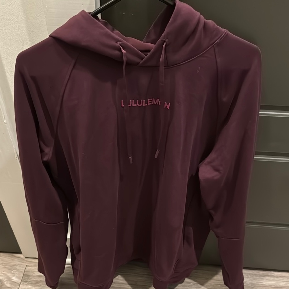 Men’s Lululemon Maroon Hoodie
